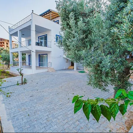 Papatya Apartment Kas